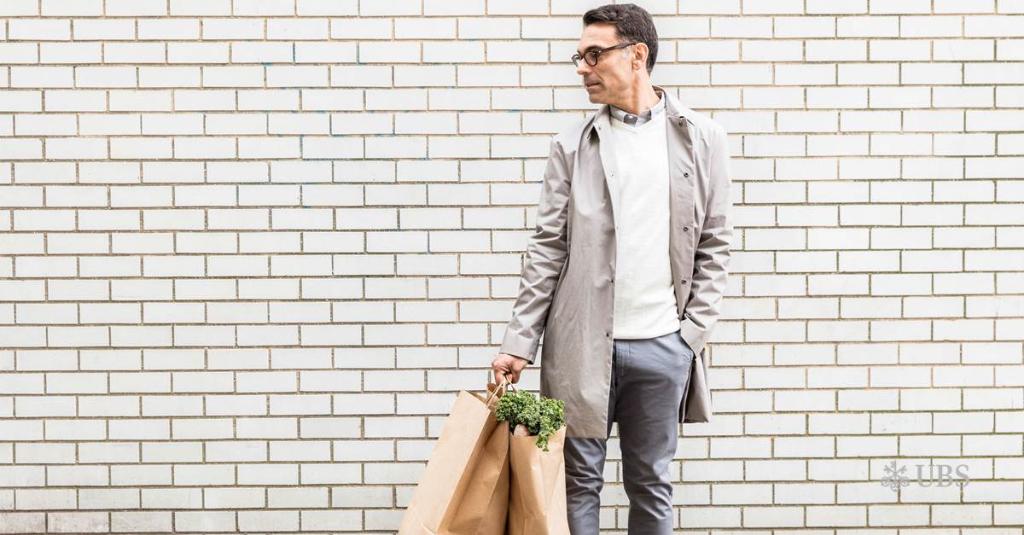 UBS's tweet photo. How long will it take for consumers to go back to the same level of spending as prior to the pandemic? According to a survey done by #UBSEvidenceLab, it might take 8 weeks or longer. Find out why: https://t.co/qVoUiPot6X
#UBSresearch #shareUBS https://t.co/VsuAfH1rgC