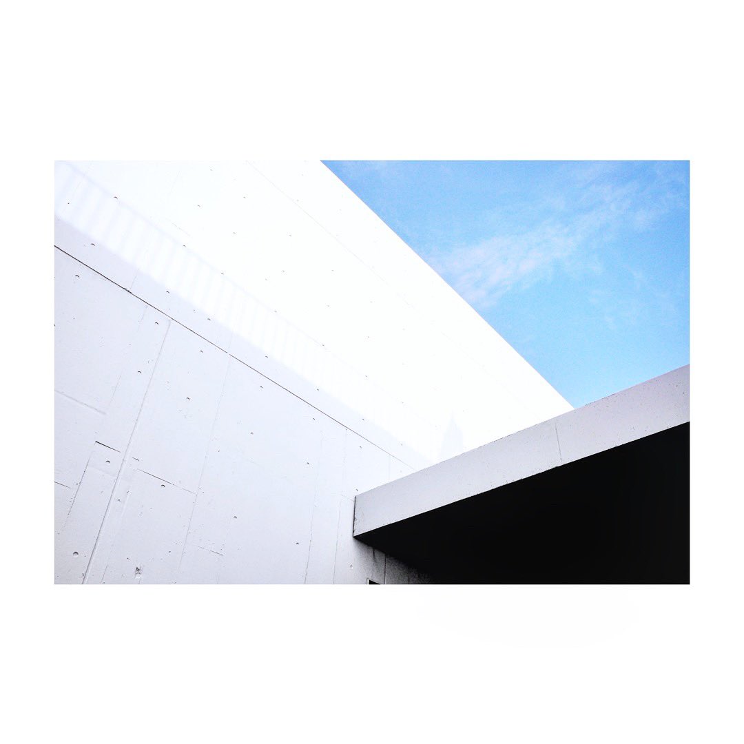 jujubephoto's tweet photo. #minimalphoto https://t.co/KISSYHvnme