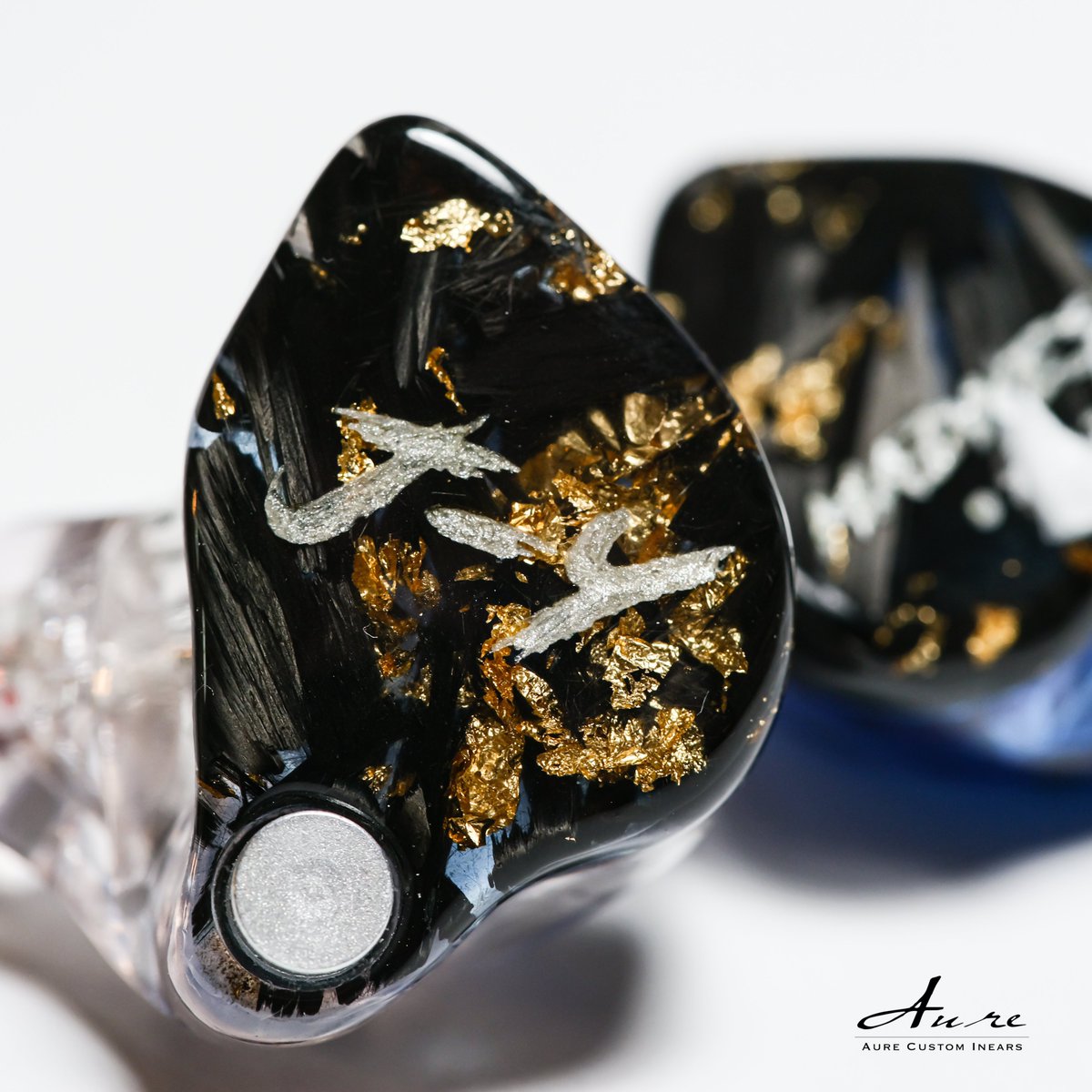 AureCustom's tweet photo. Handcrafted in Taiwan.

#aurecustom #inears #custominears #custominearmonitor #ciem #iem #reshell #handcrafted https://t.co/s0yKnh5W0H