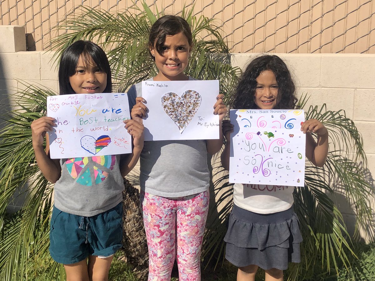 SanMarcosTigers's tweet photo. Happy Teacher Appreciation Week! Thank you SME teachers for your big hearts and constant support to our students and families. We appreciate you! 💗💗💗 @SanMarcosTigers #TeacherAppreciationWeek2020 #ThankATeacher #smetigerway #tigertough https://t.co/vdrOeQdOWI