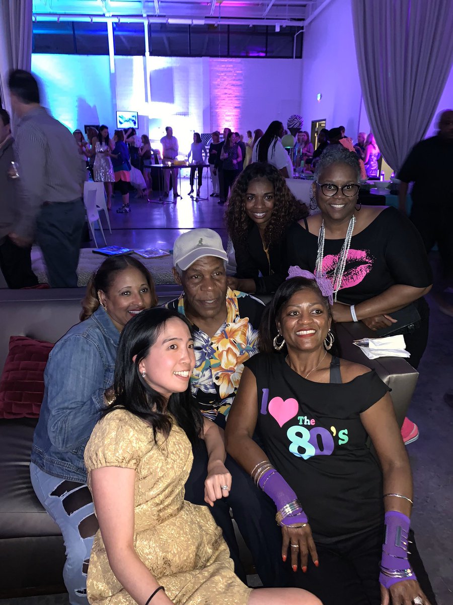 porter5beegt's tweet photo. #TBThursday The 80s auction was fun!!! @MsEkpere @mbpcaps @CarlaAn67767280 @MsSmall2016 @jbland100 @MsEkpere @SuLambCoach @MsSmall2016 @jbland100 @Ms_Stansbury https://t.co/oLzckbPO2U