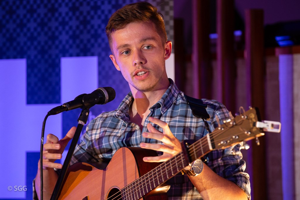 Tonight at 8.30 <a href="/FTMClub/">First Thursday Music</a> in lockdown brings you <a href="/Zach_Johnsonn/">Zach Johnson</a> live streaming from his home. Just go to facebook.com/TheFirstThursd… and enjoy 45 minutes of great music. As BBC Music Introducing said, about Zach, in 2019 "Guitar and a voice, you're going to love it"
#fortheloveofmusic