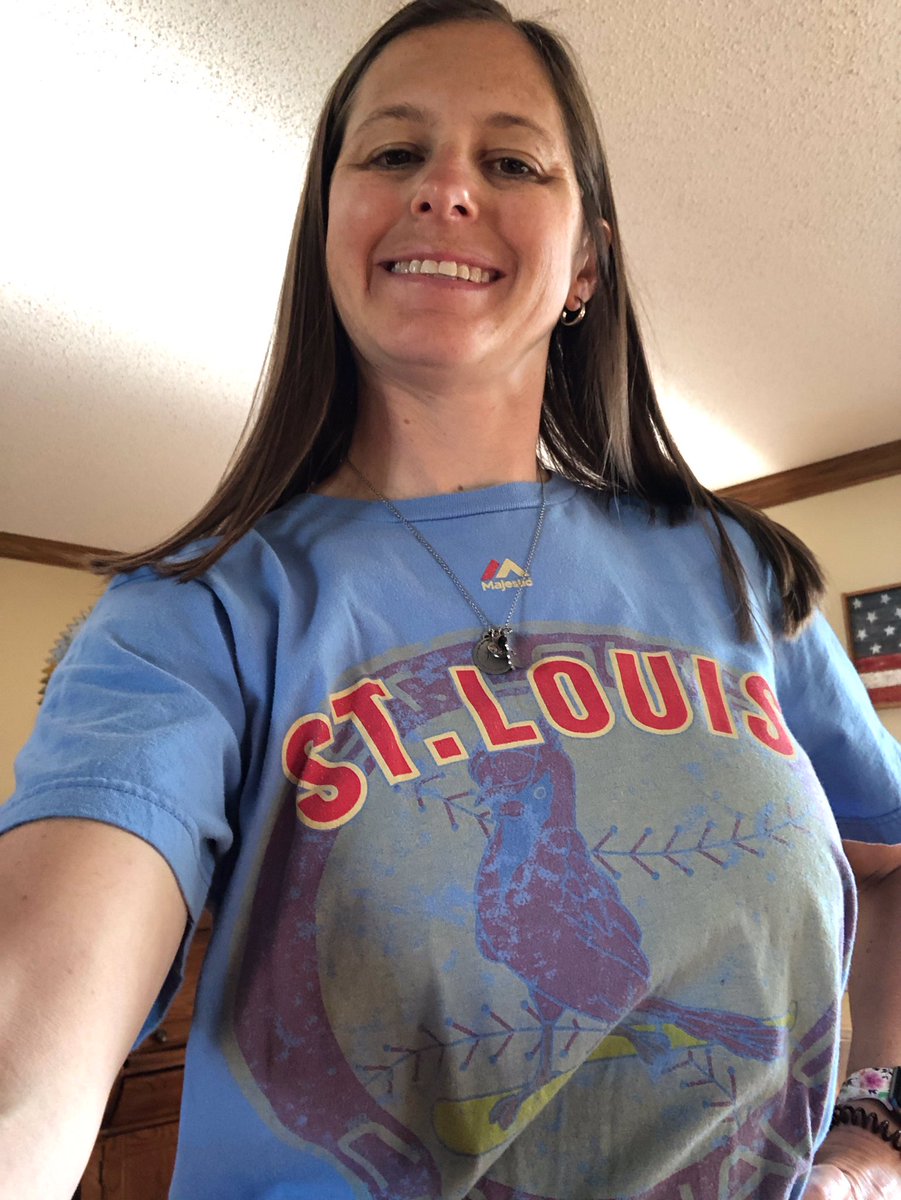 TeamMossRBE's tweet image. Nothing better than supporting our Missouri teams on “sport jersey day” during #CPSspiritweek! @cpsspiritweek @MizzouAthletics @Cardinals #RBEatHome