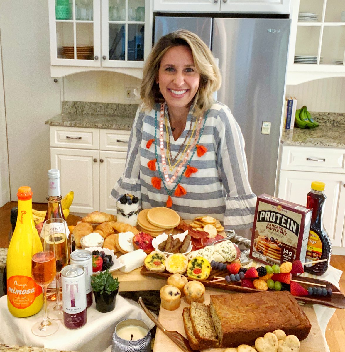 Mamas, have you started prepping your family for Mother’s Day? @ALDIUSA and I have 3 ways to elevate your special quarantine day through brunch boards and customized mimosas. #ALDILove mcdanielnutrition.com/mothers-day/
