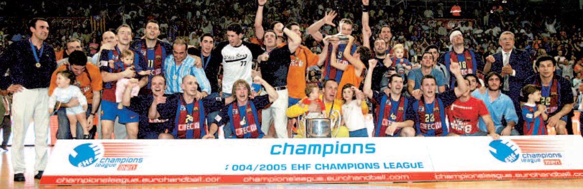 🤾‍♂️🔵🔴Avui fa 15 anys de la victòria a la final de la Champions 04/05. EL <a href="/FCBhandbol/">Barça Handbol</a> guanyava contra el BM Ciudad Real la 7a🏆d'Europa. 
Obrim fil👇 
Tots els detalls a veteranshandbolfcb.cat/ca/15-anys-de-…
 #històriahandbolFCB #veteranshandbol