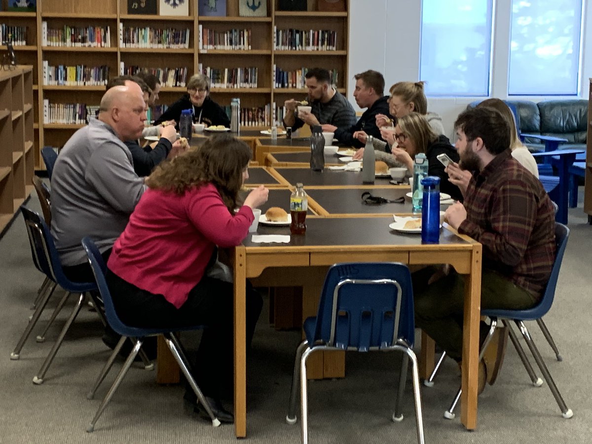 Hague High School tweet media