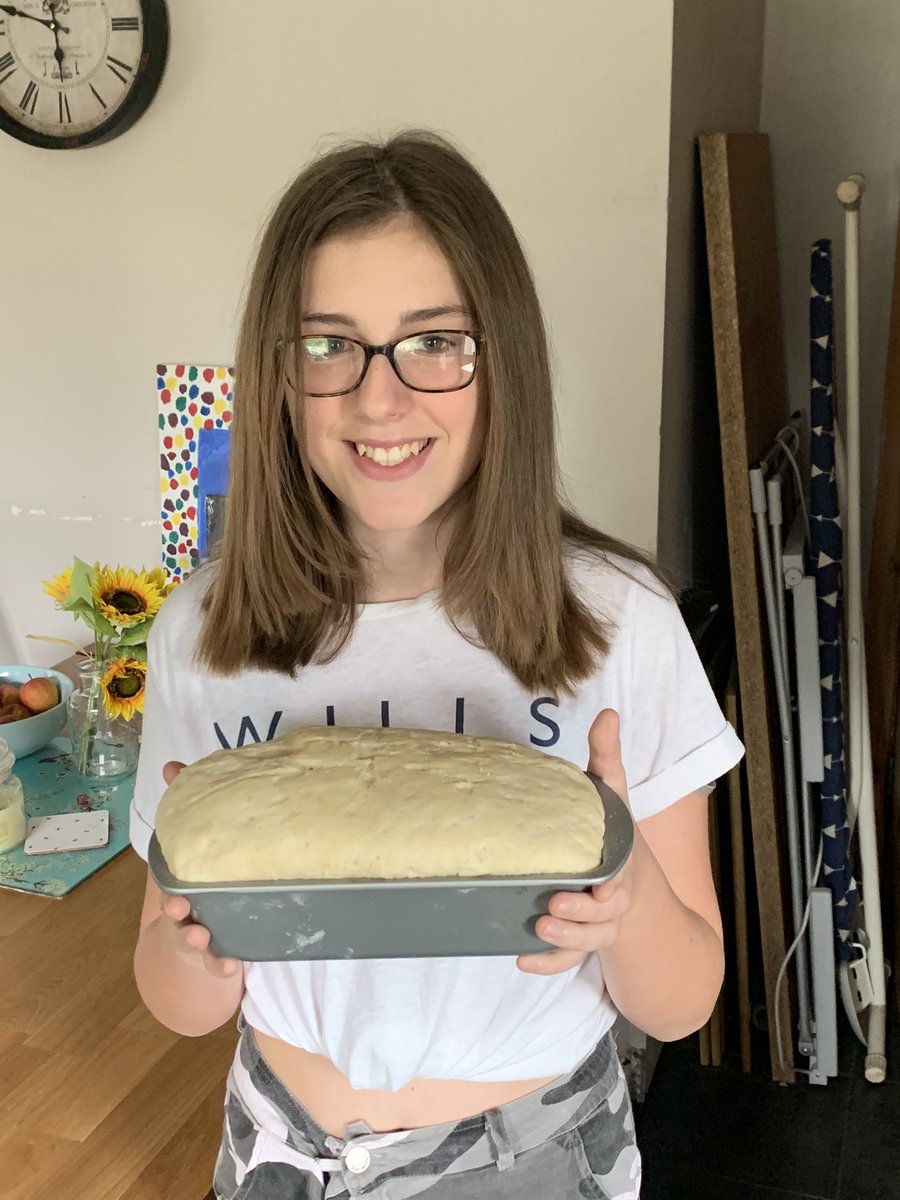 DaveJones78's tweet photo. She’s getting quite the baker , loved teaching her how to bake bread and she did really well x https://t.co/4cSjMeO4L7