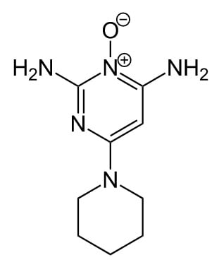 ミノキシジル（Minoxidil）とは壮年性脱毛症、つまり男性型脱毛症あるいはAGA(Androgenetic Alopecia)の治療に使用されている発毛剤の主成分です。

ミノキシジルは世界90か国以上で承認されており、アメリカをはじめとした世界中の多くの国の人が使用しています。
betterhealth.jp/minoxidil/
