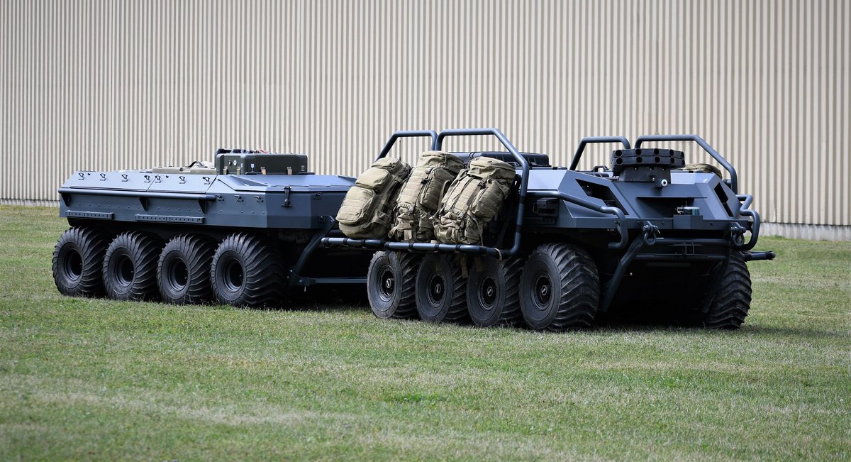 RH_BAES_Land's tweet photo. We have secured a contract with Rheinmetall Canada to provide training and maintenance support to the @BritishArmy and their new @RheinmetallAG Mission Master Unmanned Ground Vehicles. The Army will receive the ‘Cargo’ variant - a versatile and impressive capability! https://t.co/9DVMiPbObl