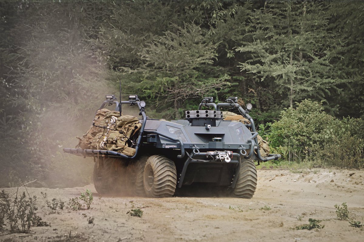 RH_BAES_Land's tweet photo. We have secured a contract with Rheinmetall Canada to provide training and maintenance support to the @BritishArmy and their new @RheinmetallAG Mission Master Unmanned Ground Vehicles. The Army will receive the ‘Cargo’ variant - a versatile and impressive capability! https://t.co/9DVMiPbObl