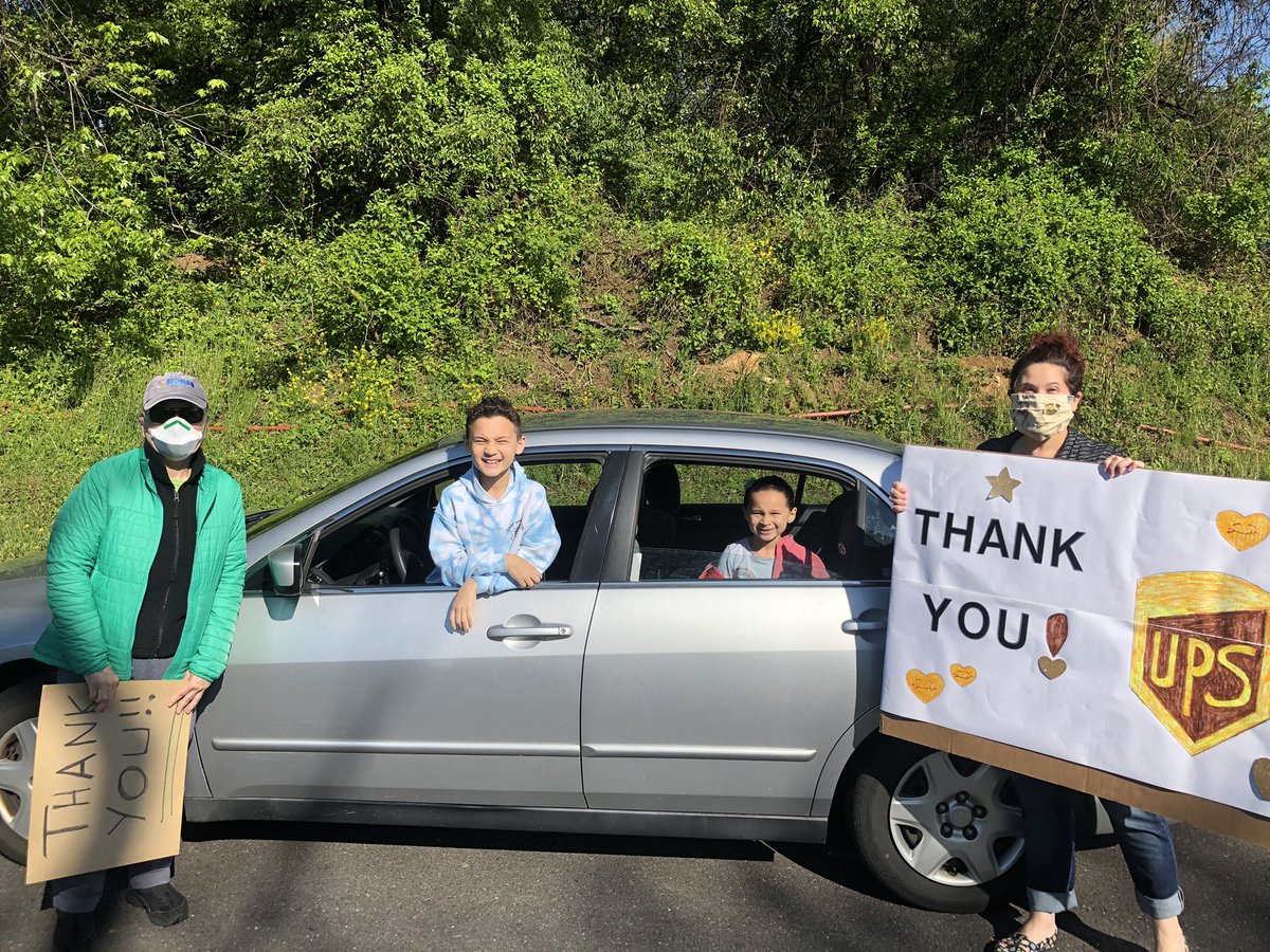 Willow Grove Drivers Families came out in full force! It was awesome!Videos to come. Thank you to the Preloaders and Drivers for all you do!! We appreciate you!@ChesapeakUPSers @EastUPSers @UPSTrayceParker @KVUPS @robnich45984002 @FredCarr_ups @CHSPKelley @Antonio96380379