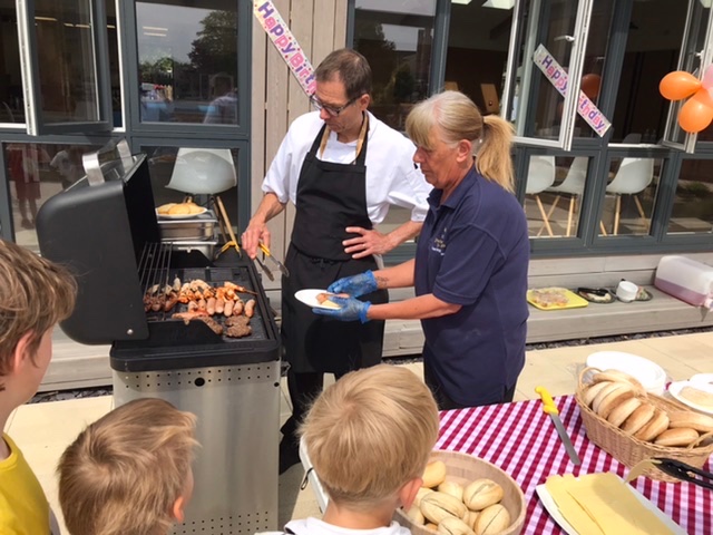 STPcatering tweet media