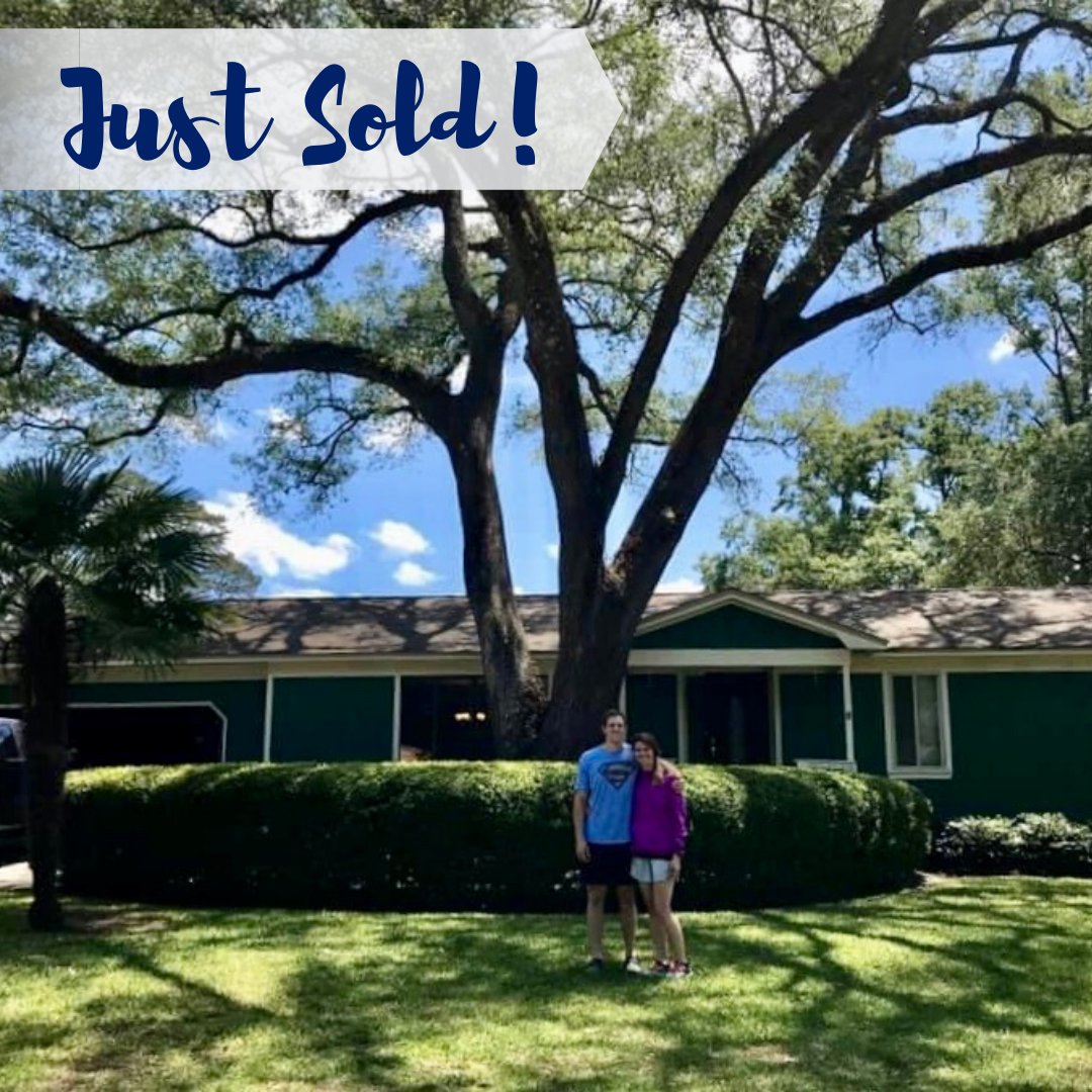 BoswellRealEsta's tweet photo. Congratulations to our clients on their new home in 🌞 Tallahassee! We referred them to Shelley Duke w/ Red Bird Realty & got them into this beautiful 🏠.
#boswellrealestate #justsold #realestate #tallahesseerealestate #networking #referral #teamwork #redbirdrealty https://t.co/To9c5VSyCb
