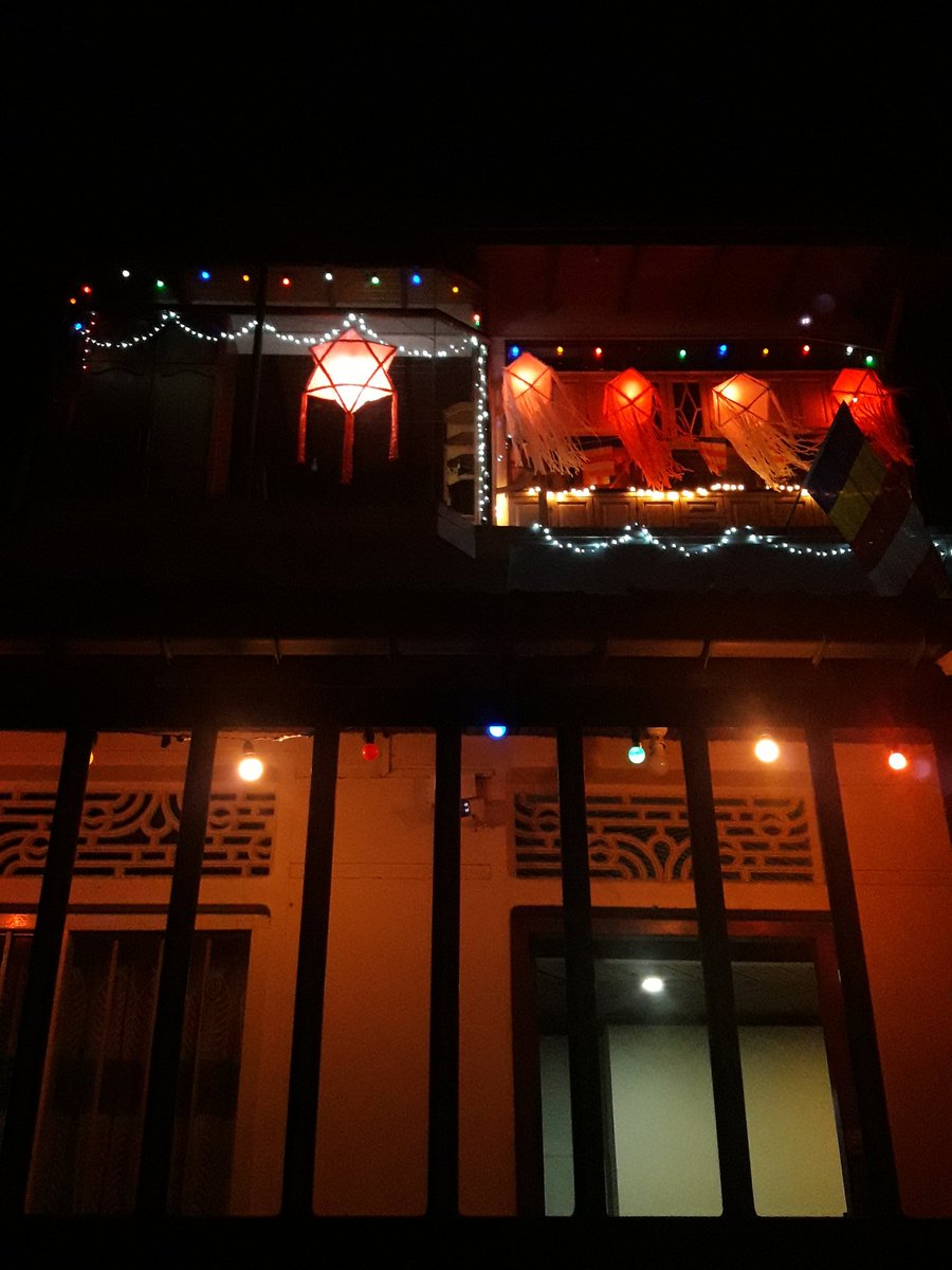 akhilasg's tweet photo. අපේ ගෙදර වෙසක්... 🙏🙏🙏

#ApeVesak 
#VesakDay 
#ගෙදරඉන්න https://t.co/PRmEoGv9lQ