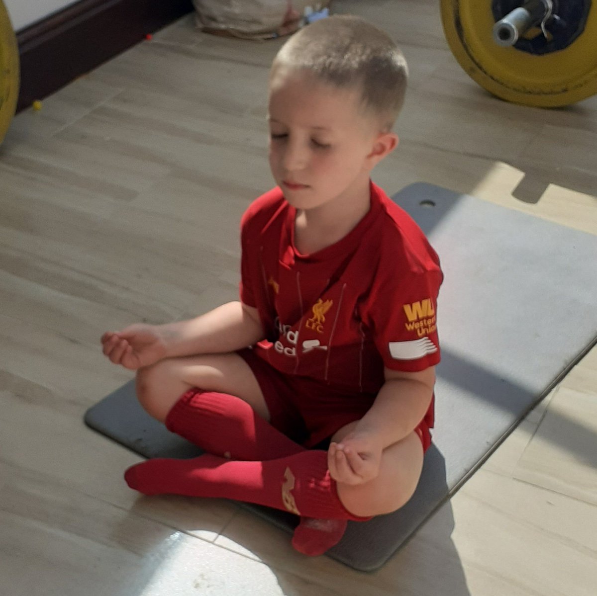 BloxamVicky's tweet photo. @halewoodcofe mummy loving homeschooling today, wish it lasted a little longer though haha. Calm George 👌 https://t.co/XvpoF6LdlN