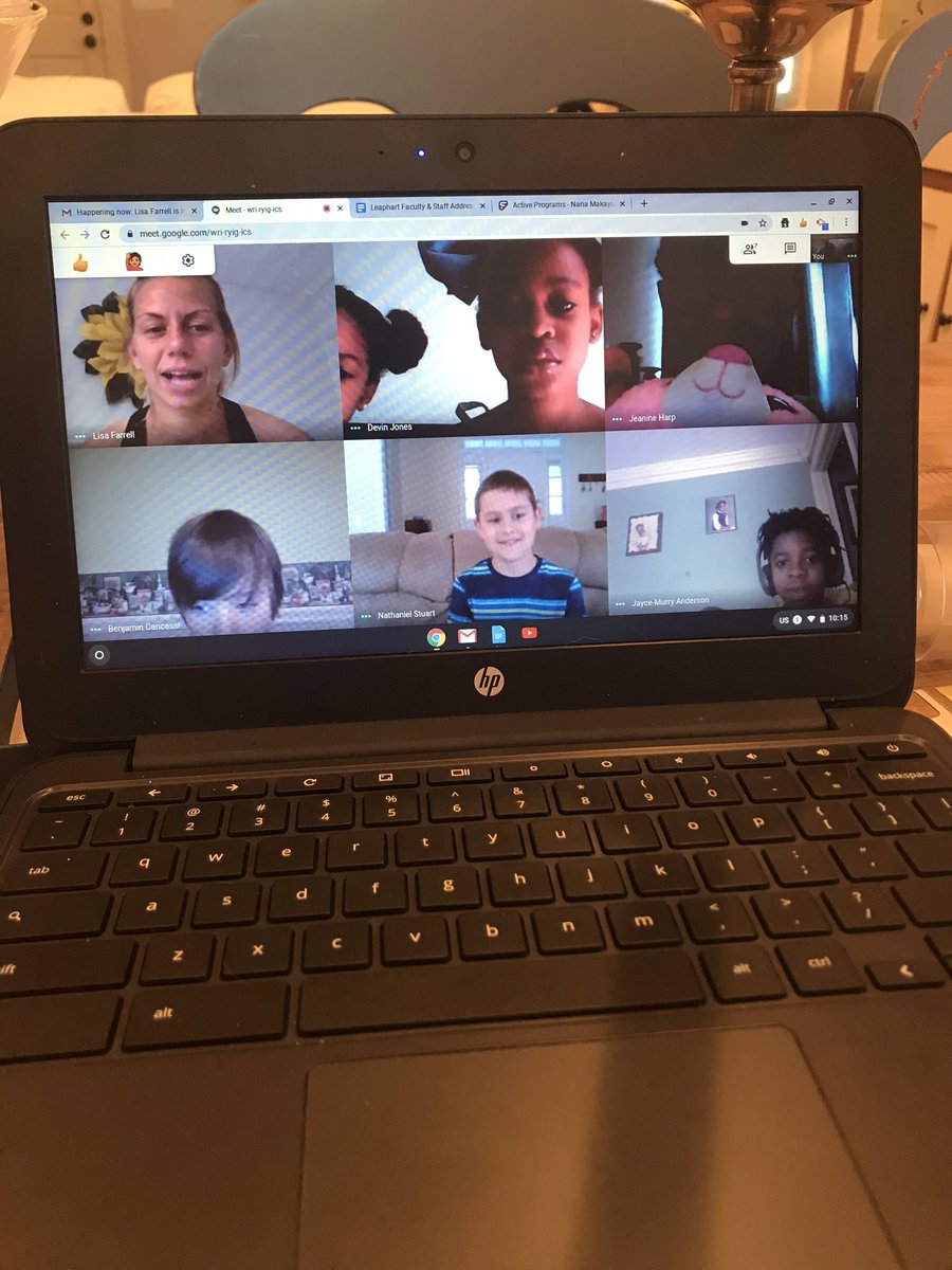 srscottLES's tweet photo. Makes my day to see these faces! Thanks @lisaafars3 to allowing me to join in and share a read aloud! @LeaphartElem https://t.co/e6Ok9Xrg8l