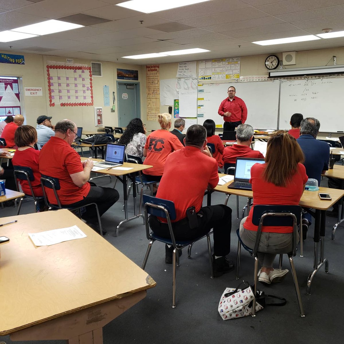phsparrots's tweet photo. We 💛💙💛 our #PolyHS teachers for their collaborative spirit! This collaboration continues at full-speed during distance learning. #TeacherAppreciation should be every day. #WeAreFamily https://t.co/OLGLa0KI9Q