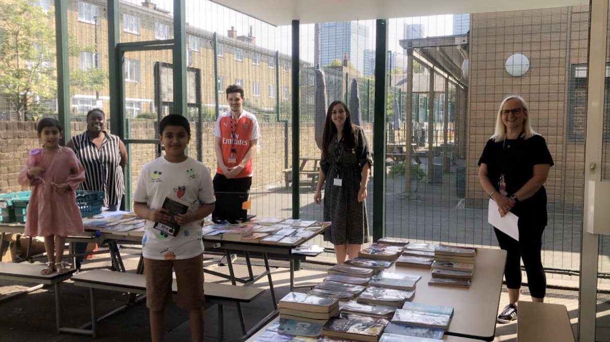 The first Bygrove Book Swap was a great success today with our Year 6 children! We are looking forward to more year groups visiting next week. Please keep an eye out for more information 📚#reading #books #community #education <a href="/Akosua_AHT/">Akosua A</a> @BFieldsEYFS <a href="/CharlotteSENCo/">Charlotte Littlewood</a>
