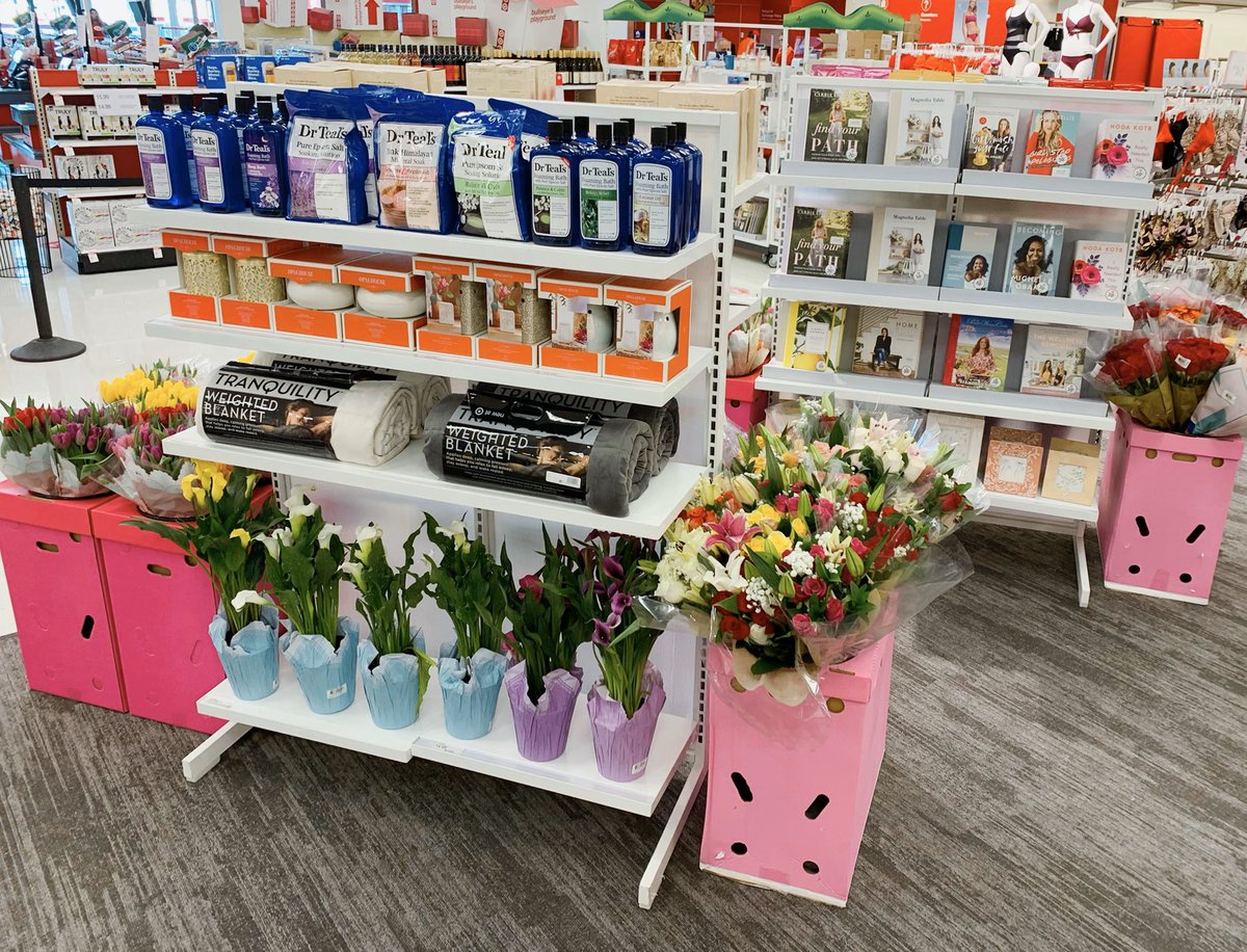 meganmshaver's tweet photo. Mother's Day is right around the corner! π We have everything you need with our #MothersDay destinations at #T2803 β¨π Awesome job Selma and @gladyspalos ππΌ #TargetStyle @operaghost1333 @johnp_sheehan @rmunny0128 @lyssy_michael https://t.co/aaR23THL0h