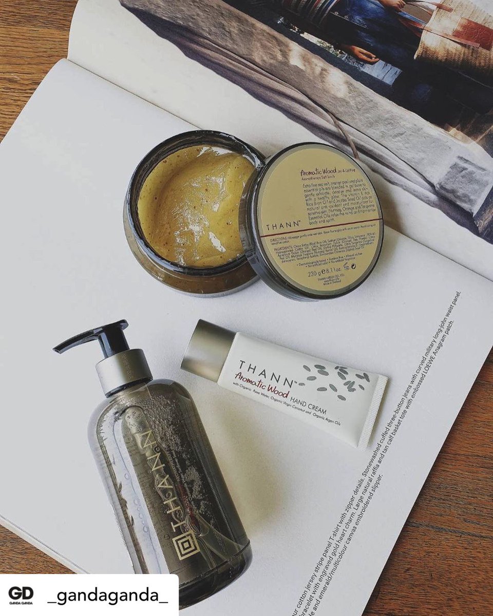 _GANDAGANDA_'s tweet photo. #รีวิว #GDREPORT THANN aromatic wood // shower gel + body scrub + hand cream // ชอบสครับผิว แต่ไม่ค่อยมีเวลาได้ทำเลย ตอนนี้มีเวลาแล้ว ขอบคุณนะคะ กลิ่นหอมสดชื่นมากๆ @thannofficial แฮนนด์วอช เจลล้างมือ เนื้อนุ่มล้างง่าย ผิวก็ไม่แห้ง 👏🏼 #ของดีบอกต่อ #ของมันต้องมี #HowtoPerfect https://t.co/yGqC1OW0TP