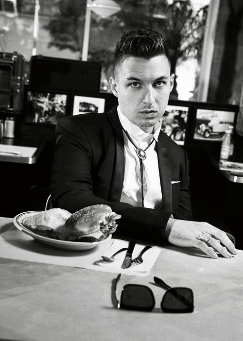 Happy birthday to matt helders!!! 