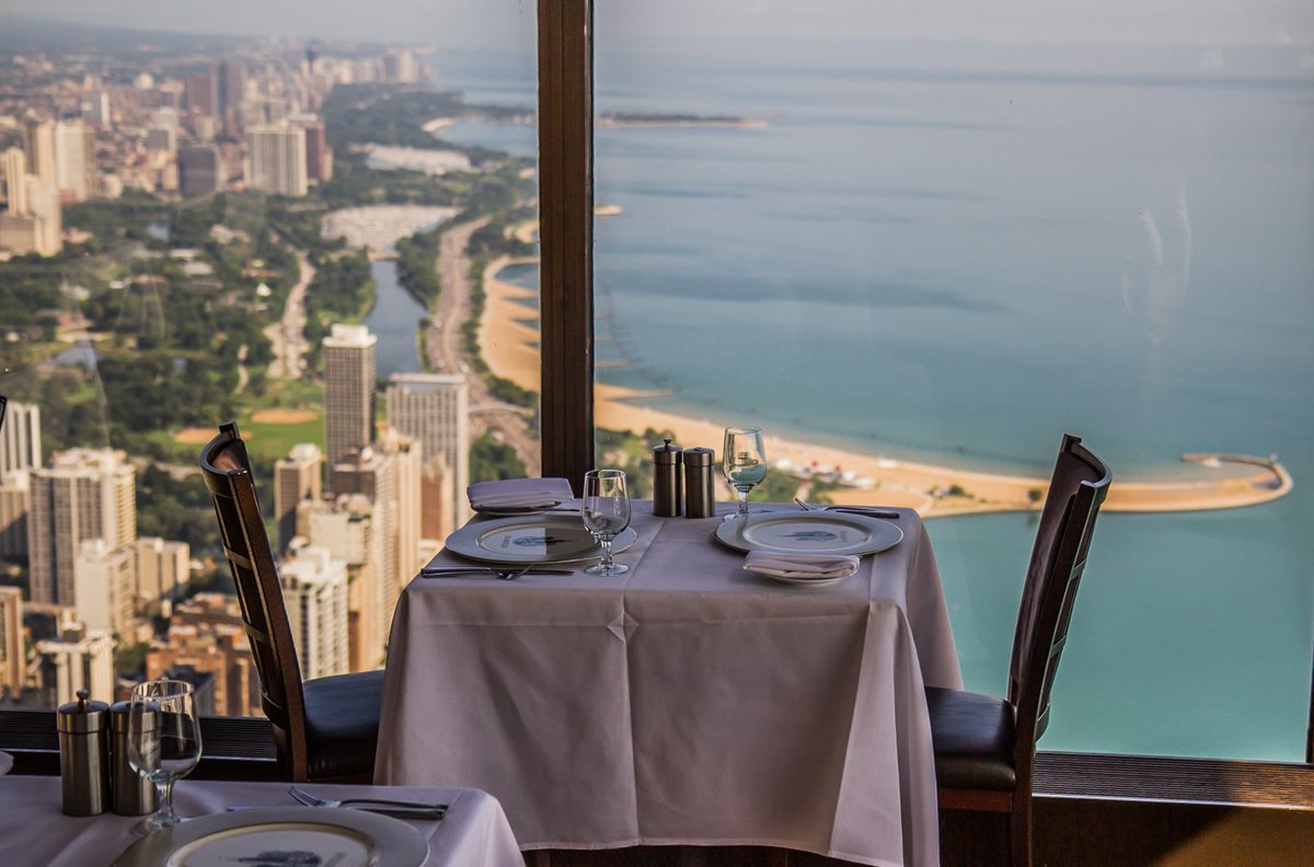 CP_Chicago's tweet photo. Patiently waiting until we can enjoy dinner and this view again. Just added this to our #Chicagotodo list! ๐ฝ๏ธ ๐
๐ธ @SignatureRoom95
#Chicagotodo #Chicagoviews #Chicagodining https://t.co/gdIznzkhGa