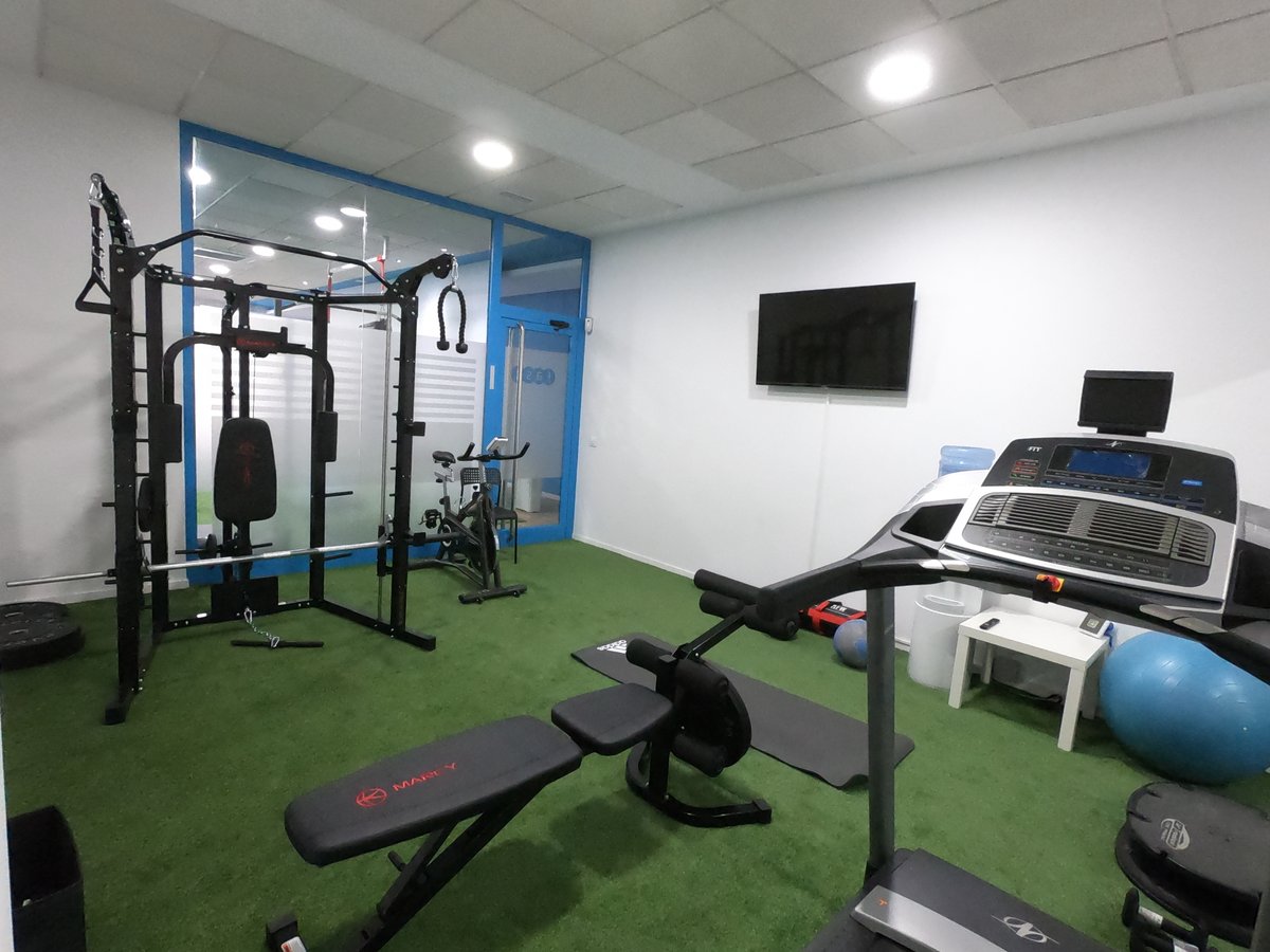 gabisanzm's tweet photo. Os presento GOOD FITNESS 23, el centro de entrenamiento personal,proyecto de  mi compañero Félix y yo.Hemos puesto mucha ilusión y esfuerzo.3 espacios: entrenamiento funcional,EMS y gym de uso personal.
Web https://t.co/uz3xjNQbMT 
Gracias 💪🏾❤️  #entrenamientopersonal #CCAFYDE https://t.co/TSCMQj5rnt