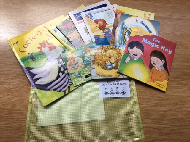 hackneysuccess's tweet photo. 100 book packs have been made for every child involved in project reader to keep as their own mini library. Delivery next week to all the schools involved! #projectreader #hackneylovesreading https://t.co/5ReWaznUZC