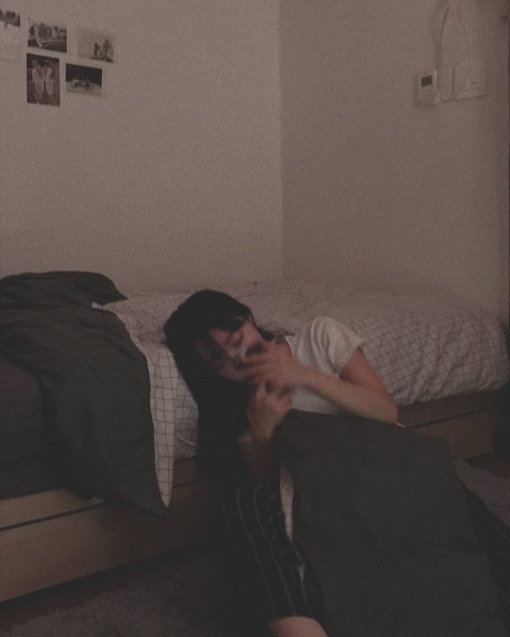 saethename_'s tweet image. "Ｑｕａｒａｎｔｉｎｅ"
           - 𝘢 𝘫𝘰𝘴𝘩𝘶𝘢 𝘹 𝘳𝘦𝘢𝘥𝘦𝘳 𝘧𝘪𝘭𝘰 𝘢𝘶

𝓲𝓷 𝔀𝓱𝓲𝓬𝓱 𝓾 𝓰𝓸𝓽 𝓺𝓾𝓪𝓻𝓪𝓷𝓽𝓲𝓷𝓮𝓭 𝓪𝓷𝓭 𝔂𝓸𝓾𝓻 𝓱𝓾𝓼𝓫𝓪𝓷𝓭 𝓳𝓸𝓼𝓱𝓾𝓪 𝓲𝓼 𝓰𝓸𝓲𝓷𝓰 𝓬𝓻𝓪𝔃𝔂 𝓸𝓿𝓮𝓻 𝓲𝓽. 🏡

#Joshua #SEVENTEEN @pledis_17