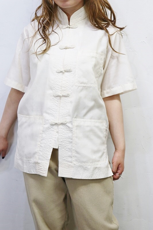GROG_Vintage's tweet photo. Web Shop速報〜❤️💕

本日は60sビンテージやシンプルで普段使いしやすいチャイナシャツなどたっぷり10点アップ致しました🎶

送料無料ですのでぜひご覧下さいませ😊

https://t.co/XaIxDt6zPo

#送料無料
#STAYHOME週間 https://t.co/vR4HQEVRDp
