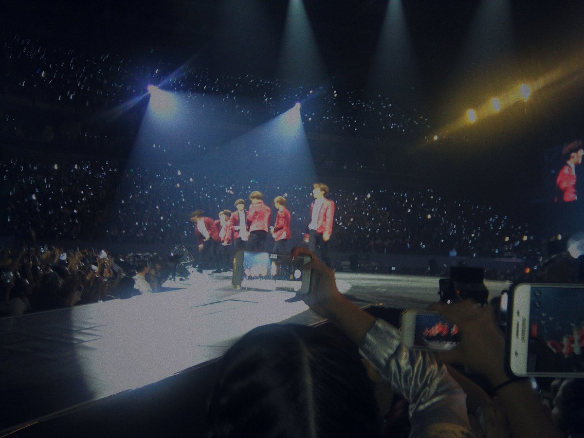 winterschld's tweet photo. three years since #WingsTourInManila ♡ https://t.co/MJGjSJIvnE
