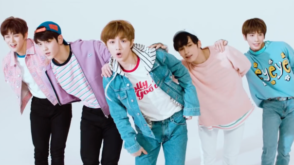 Japan_Weekend's tweet photo. ¡Fans del K-POP! 💖 Tenemos un anuncio MUY TOP con invitado internacional incluido para Japan Weekend Online, ¿estáis por ahí? ¡Manifestaos! https://t.co/7YYzq0iGVj