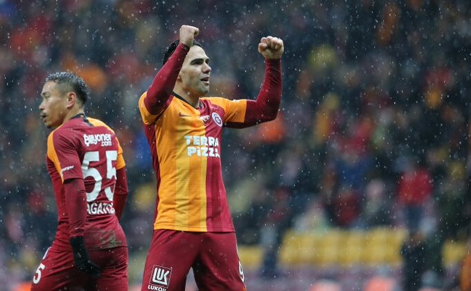 sporx's tweet photo. Falcao: "Galatasaray benim evim ve ben ailemle evimde mutluyum. Ayrılmayı hiç düşünmedim" https://t.co/6vjNLVj9oN