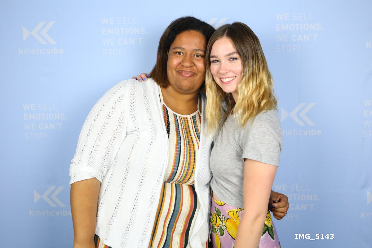 blackroses_0604's tweet image. This was my first con ever and I was super nervous &amp;amp; excited! I met some awesome people and this was one of the best experiences of my life. I flew from the US just to be there. Thanks @Kinetic_Vibe for the wonderful time ❤.

#ThrowbackThursday #ITAInstituteCon3