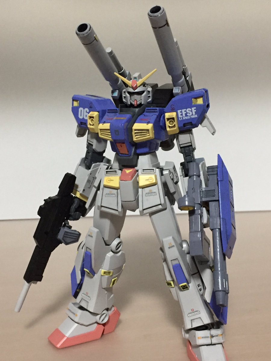 はやと Hguc ガンダム試作6号機 マドロック 完成しました カラーリングはトリコロール風にして 予定通りに宇宙にマドロックが上がっていたら を想像しながら作りました ガンプラ