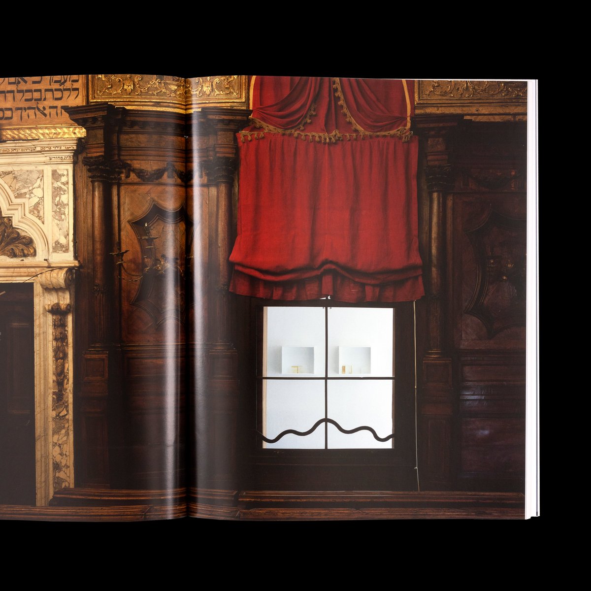 Gagosian's tweet image. #FromTheLibrary: For our new series #FromTheLibrary, we&apos;re making Gagosian publications available to read online. First up is &quot;#EdmunddeWaal: psalm.&quot; Read the catalogue online now, available through June 7: on.gagosian.com/hRfdXgv