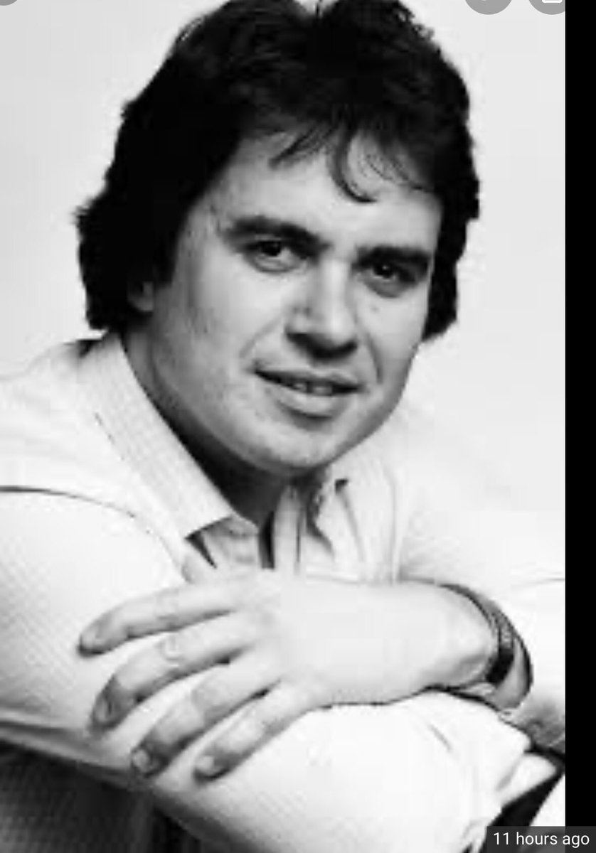 MTSundayExpress's tweet photo. Sad to hear of the death of my former Sunday Express colleague, #GrahamBall. Always good company over lunchtime fish and chips - and a brilliant professional. If you needed 5 good news ideas, Graham would come up with at least four of them. RIP Graham. https://t.co/73pr5tdsTl