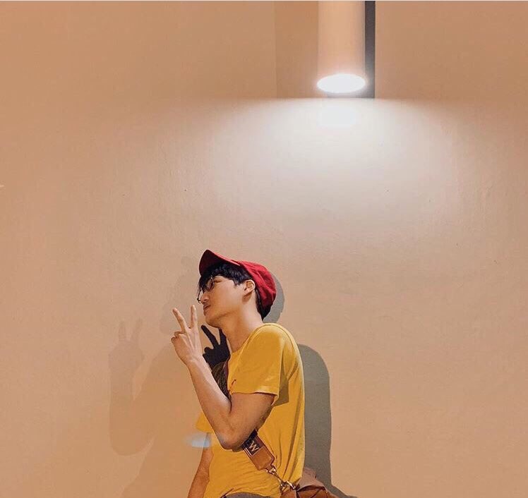 tellight__'s tweet photo. [▫️]

              𝐚 𝐝𝐚𝐲 𝐰𝐢𝐭𝐡𝐨𝐮𝐭 𝐲𝐨𝐮 𝐢𝐬 
                       𝐥𝐢𝐤𝐞 𝐚 𝐝𝐚𝐲 
                𝐰𝐢𝐭𝐡𝐨𝐮𝐭 𝐬𝐮𝐧𝐬𝐡𝐢𝐧𝐞

                                                        [▫️]

[ #EXOLSelcaDay @weareoneEXO ] https://t.co/oUbT2IXSph