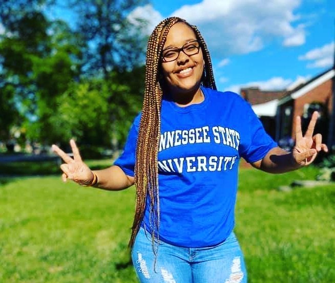 imwatching7211's tweet photo. TSU is making its move on Louisville, let's celebrate this beautiful young lady Miss Michaela! WELCOME TO THE HBCU FAMILY💙💦💙 #showcaseofhbcu #HBCUBound2020 #tennstateuniversity #tsu2024 https://t.co/nr9WRM0hss