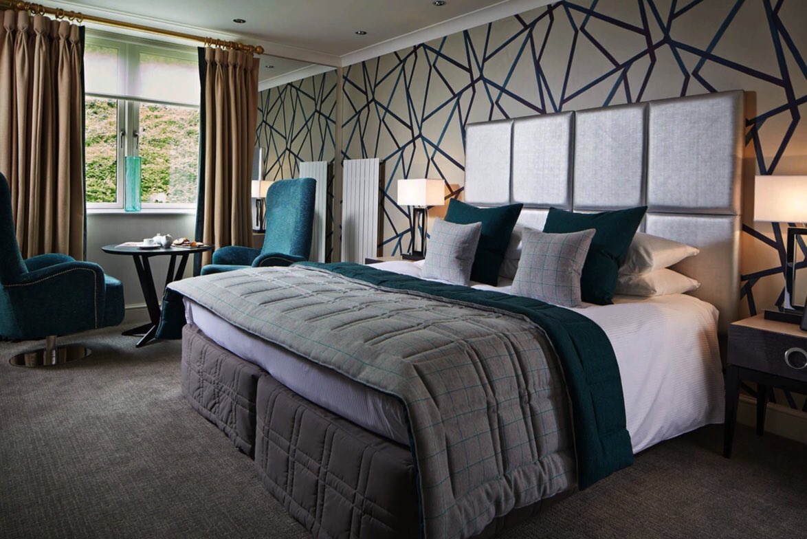 ✨It time for our 5th NHS &amp; Care Staff Giveaway and this one is extra special ✨

Head over to Rowhill Grange Hotel &amp; Utopia Spa Facebook to nominate your hero! facebook.com/23065026029052…

Good Luck!