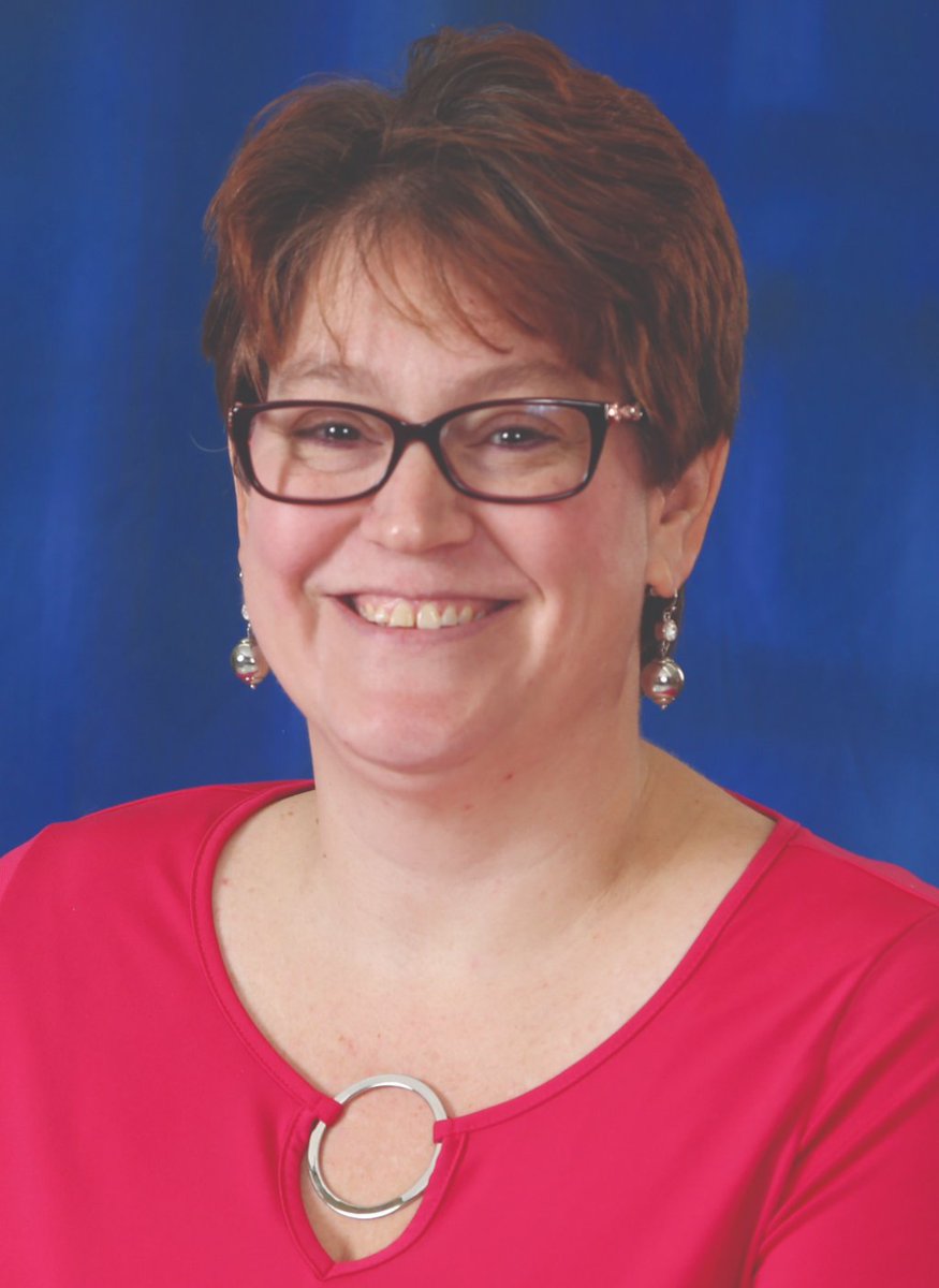 MCSWV's tweet photo. Kasey Connor, Reading and English teacher at Cameron Middle School, is the Marshall County Literacy Council’s 2020 Rita Takach Reading Teacher of the Year. https://t.co/TKyNwUzwDD https://t.co/GDtmu5rRHv