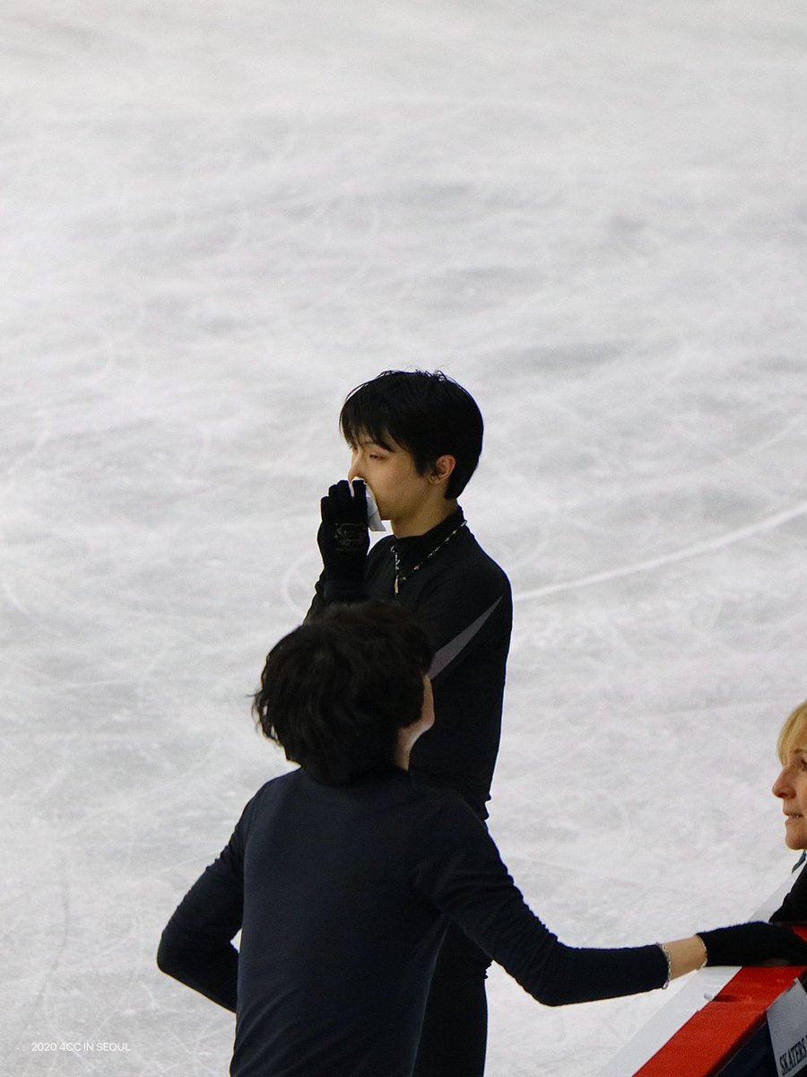 NeedYuzu's tweet photo. 🤧🤧🤧🤧🤧🤧🤧🤧🤧🤧🤧🤧🤧🤧🤧🤧🤧🤧😀 ⁣
⁣
NO reedit/NO merchant/NO remove LOGO, thanks (๑˘ ₃˘๑) ⁣
#yuzuruhanyu #hanyuyuzuru ⁣
#羽生結弦⁣
#4cc2020 https://t.co/nTswTrzjEp