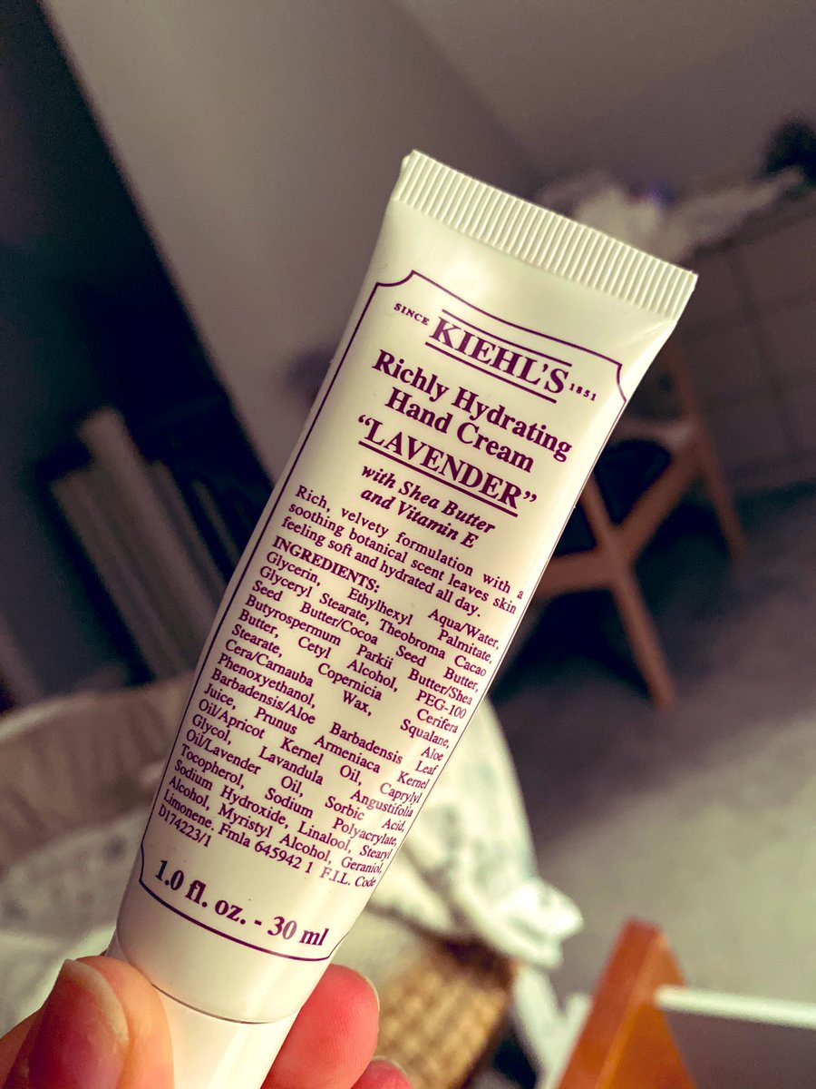 j4ynebrewer's tweet photo. I knew stockpiling handcream from many a Christmas gift box would come in HANDy one day @Kiehls 🙌🏼  #skinsaviour https://t.co/dYeYc0OjeD