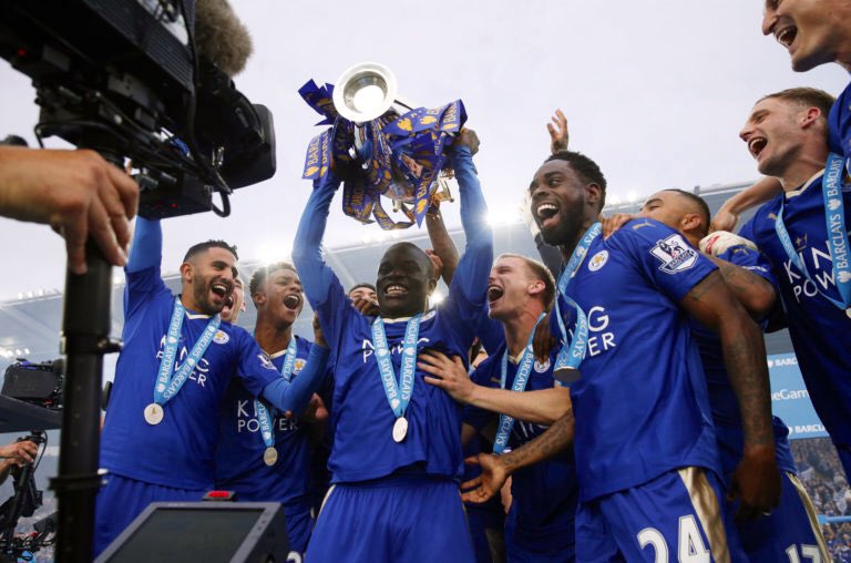 NGoloStuff's tweet photo. On this day 4 years ago, N’golo Kanté &amp; Leicester City lifted the Premier League title. 🏆

The core of the greatest upset in the history of sport.
#NGoloStuff https://t.co/h7MmGUaMyu