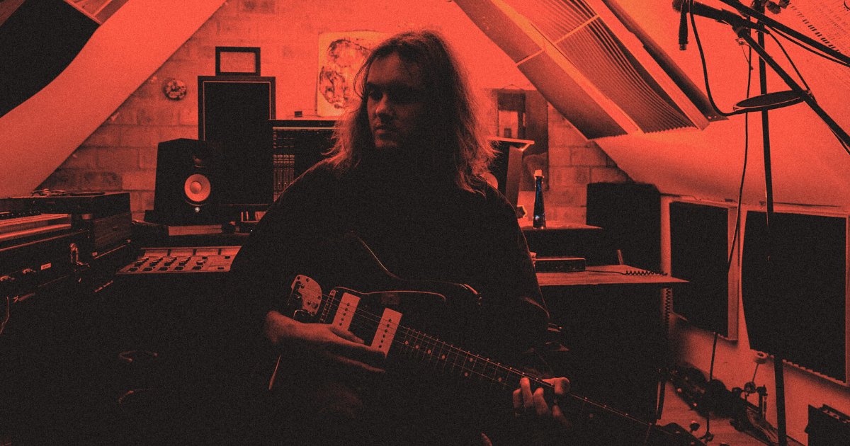 texxandthecity's tweet photo. Melancholic to a fault, #SoldAsh’s self-titled debut EP is a journey not to be taken lightly: https://t.co/kFQD9StYRS https://t.co/SDh3gPy6JC
