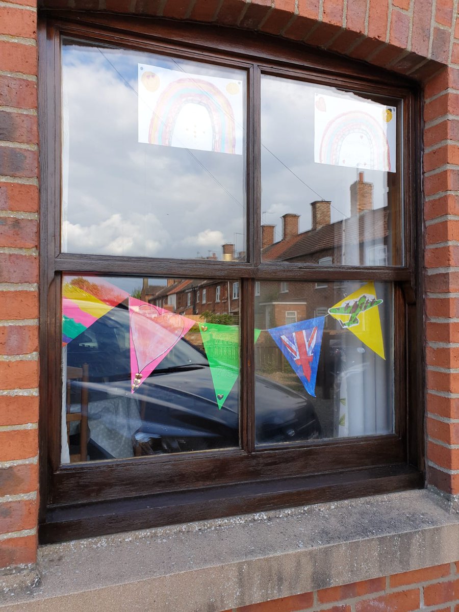 lincslibraries's tweet photo. What's the perfect way to decorate for #VEDayAtHome and your #MLLVEParty? Bunting of course! You can find a free template on the @BBC website here: https://t.co/WHdjSWqEPr and be sure to share your bunting and the inspiration behind it with @BBCRadioLincs https://t.co/Yp4iCzfWEm