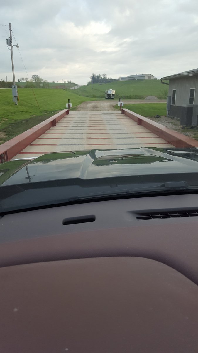 ToddDrake18's tweet photo. Clean scale, fence getting built, pearl millet seeded. Spring time productivity is here. Thank you team. https://t.co/TCEtI45bH7