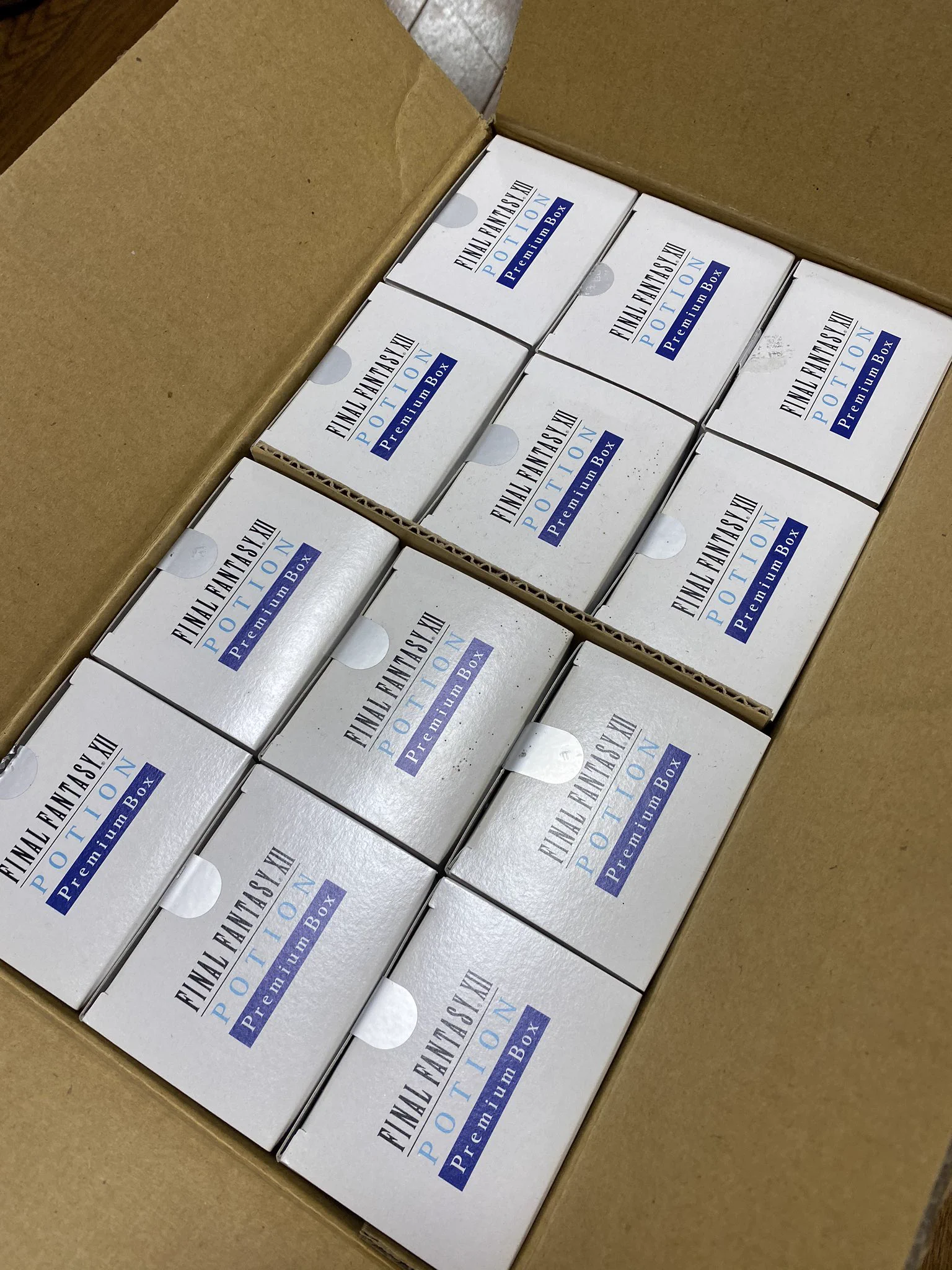 片付けをしていたら、ほぼ未開封のアレがカートンで発見されるｗｗｗ