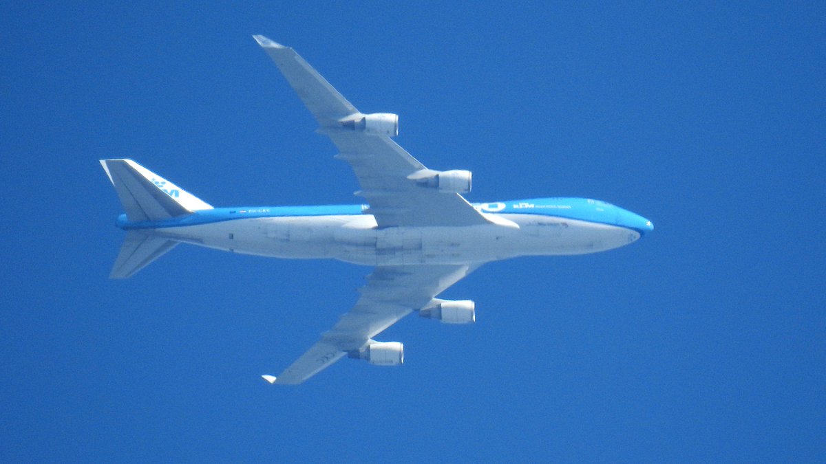 EHSBspotter's tweet photo. Here's @KLM @KLMCargo PH-CKC as Martinair flight #MPH8141 to 🇪🇬#Cairo, #Egypt climbing out of 🇳🇱#Amsterdam #Schiphol Airport.

#potn #potncargo https://t.co/TYdWyV2Mzt