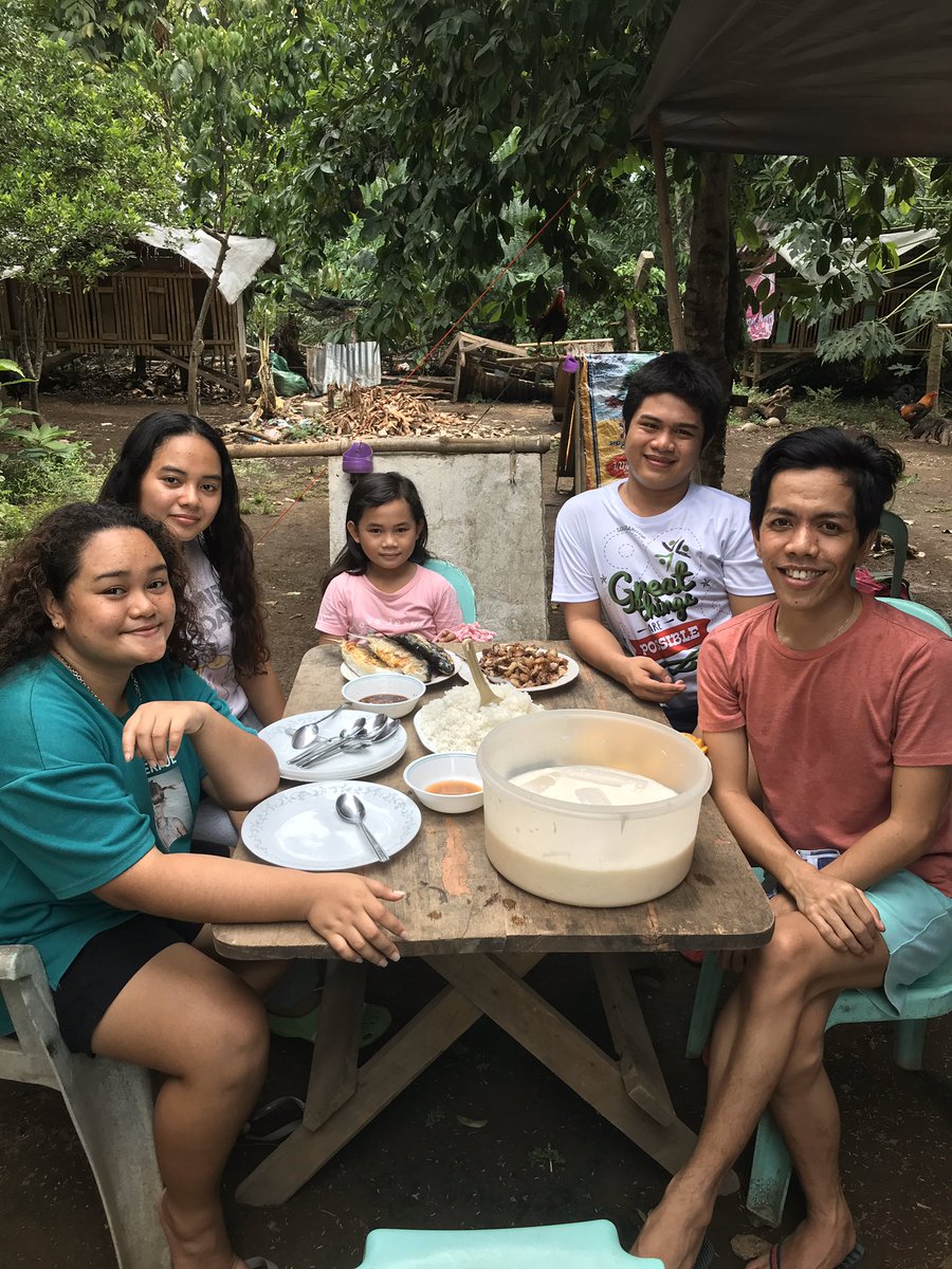 Love_JannePaulo's tweet image. Happy fiesta brgy. Tungawan! Hahahahaha #Matthew17 #sihsg10 @Kaykay3116